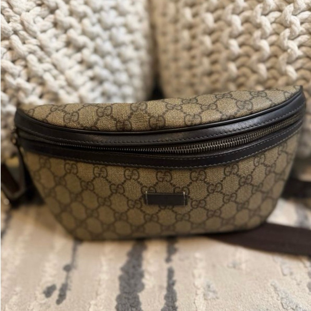 Gucci Supreme Brown Belt Bag